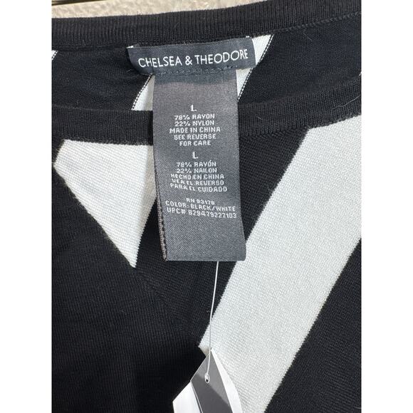 Chelsea & Theodore Women's Black And White Batwing Oversized Sweater Size Large - Picture 3 of 6